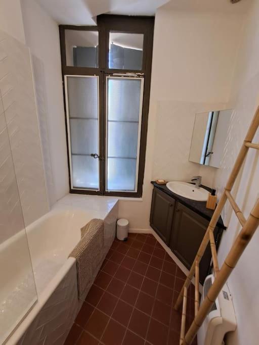 Hypercentre, Appartement Coquet En Rez-De-Chaussee Перпинян Екстериор снимка